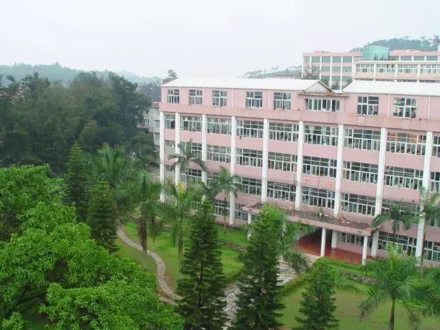 學(xué)在省電商丨不負(fù)最美校園，不負(fù)青春時(shí)光